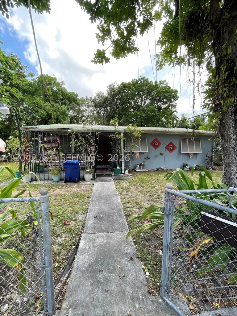 1797 NW 113th Terrace Miami FL 33167