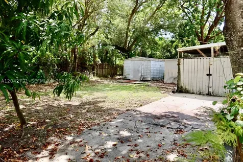1797 NW 113th Terrace Miami FL 33167