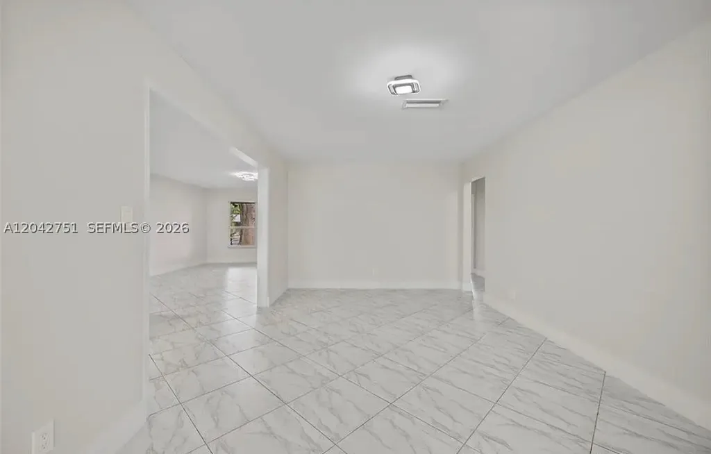 5300 Adams Street Hollywood FL 33021