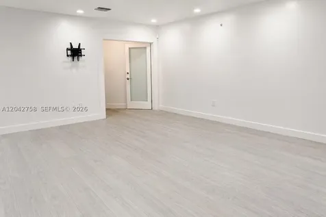 9450 NW 58th Street Doral FL 33178