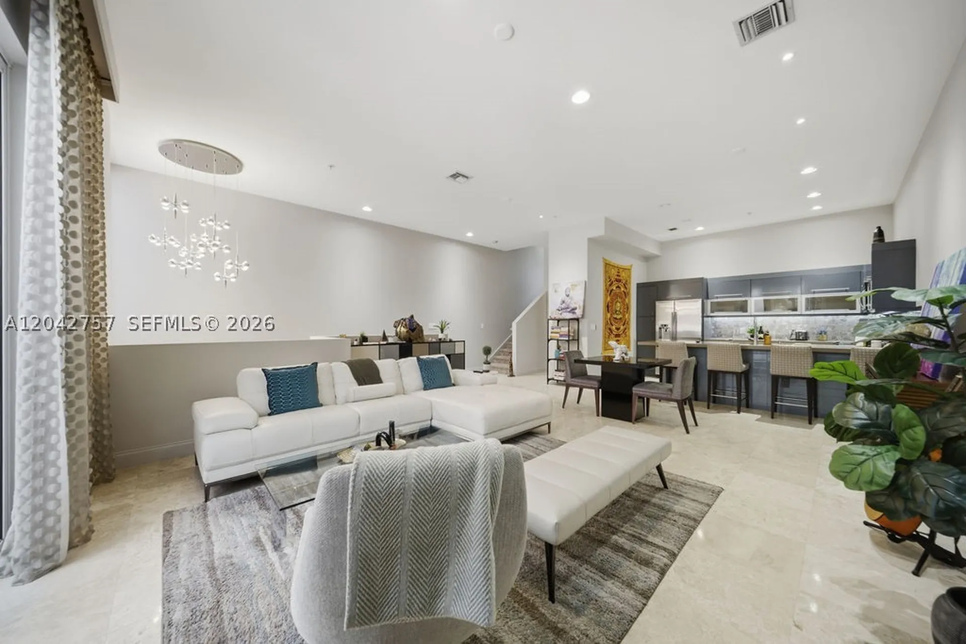 710 NE 3rd Avenue Fort Lauderdale FL 33304
