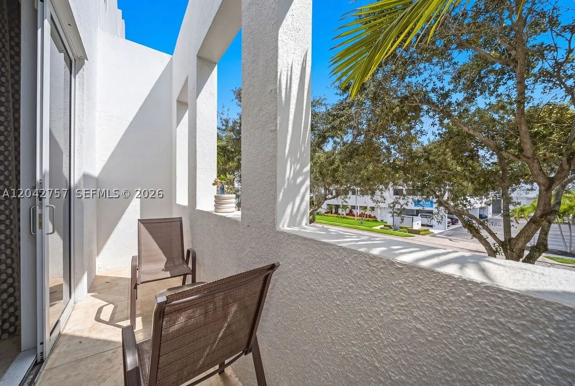 710 NE 3rd Avenue Fort Lauderdale FL 33304
