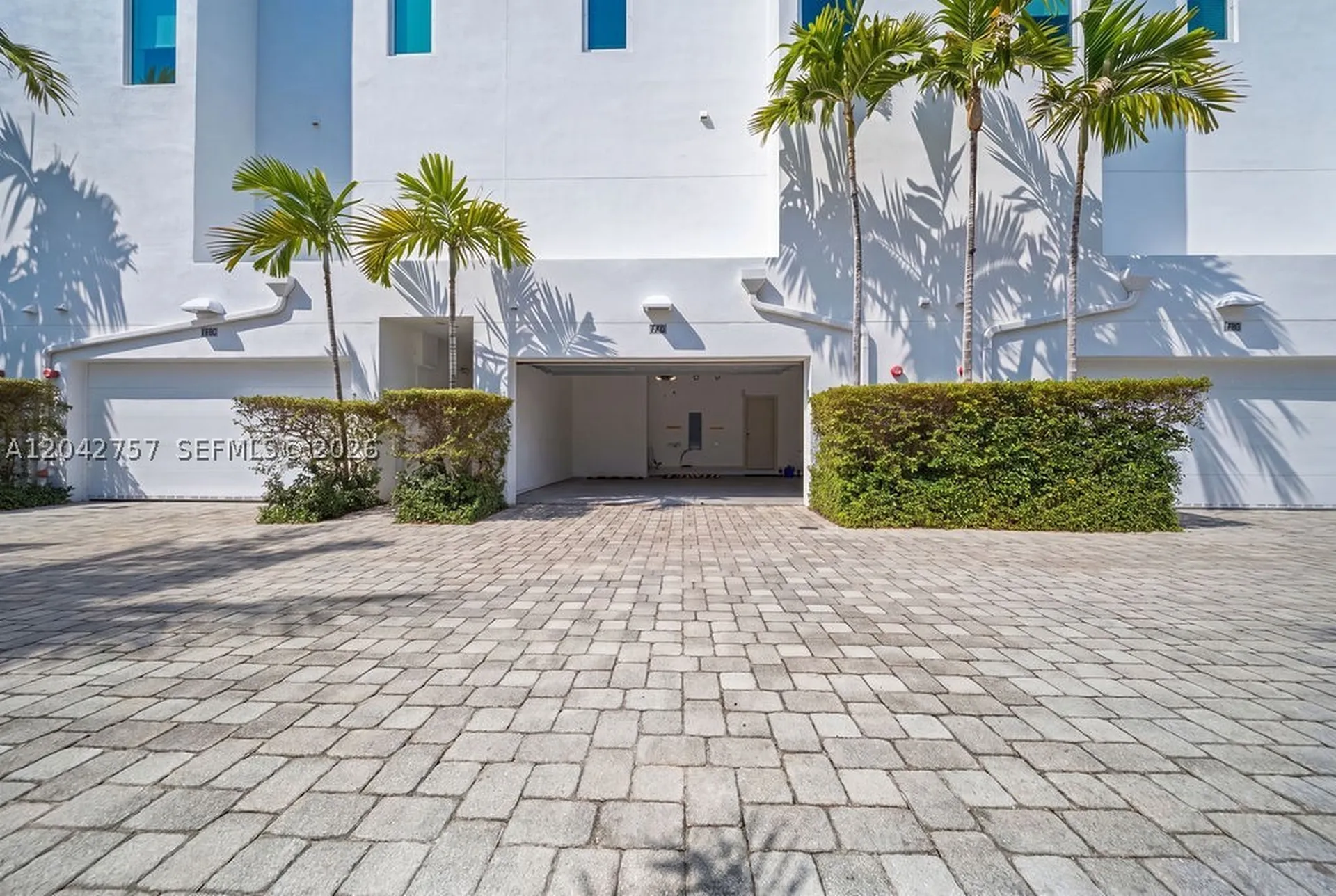 710 NE 3rd Avenue Fort Lauderdale FL 33304