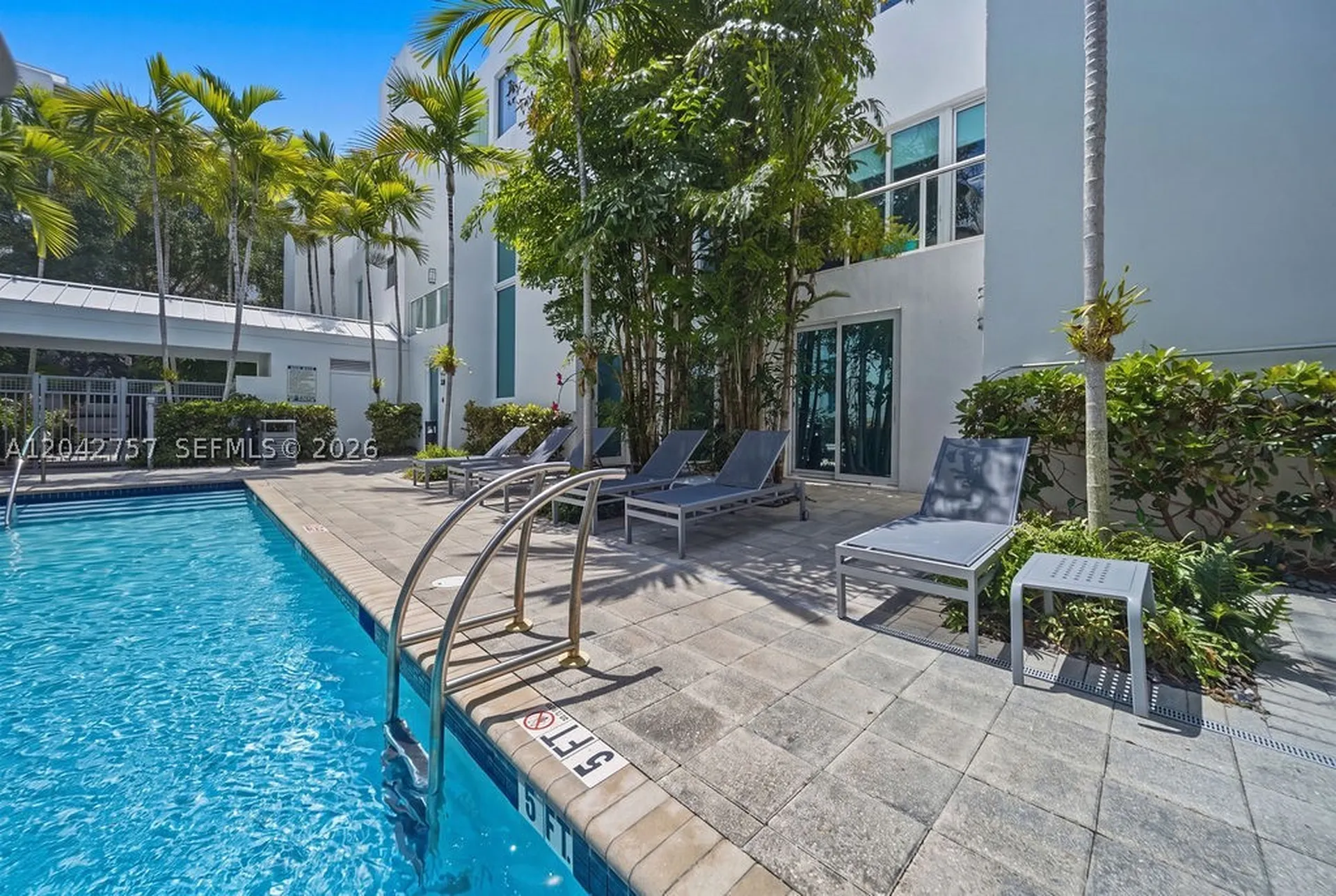 710 NE 3rd Avenue Fort Lauderdale FL 33304