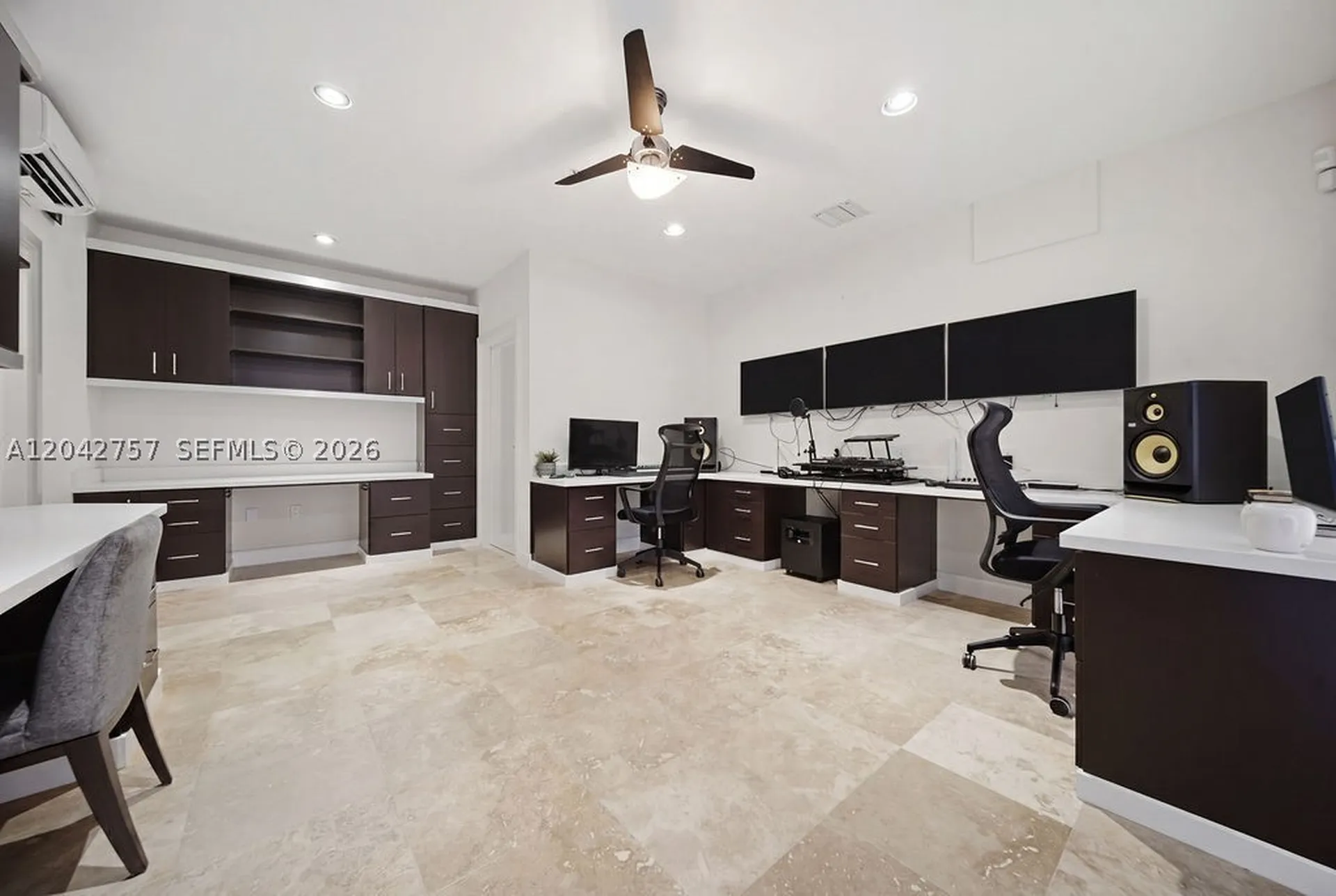 710 NE 3rd Avenue Fort Lauderdale FL 33304