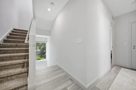 710 NE 3rd Avenue Fort Lauderdale FL 33304