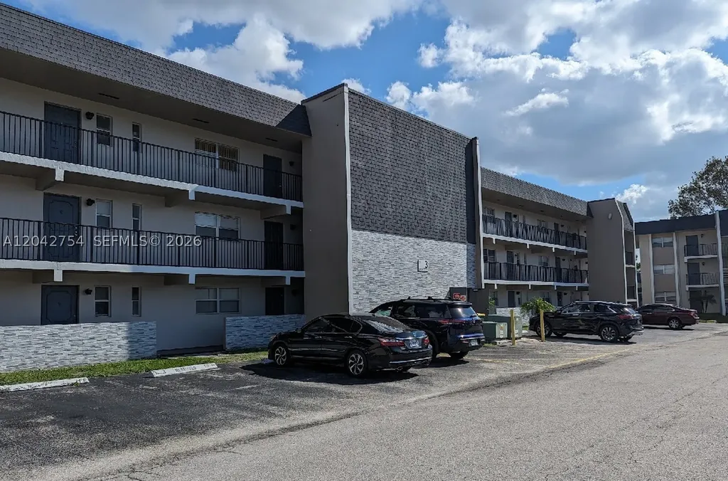7910 Colony Circle N Tamarac FL 33321