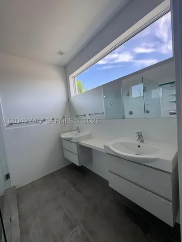 2947 SW 27th Terrace Miami FL 33133
