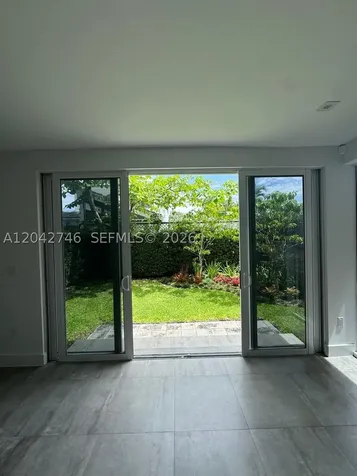 2947 SW 27th Terrace Miami FL 33133