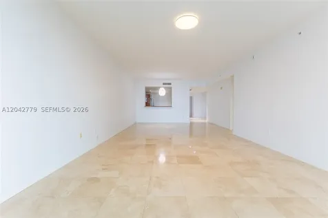 3330 NE 190th Street Aventura FL 33180