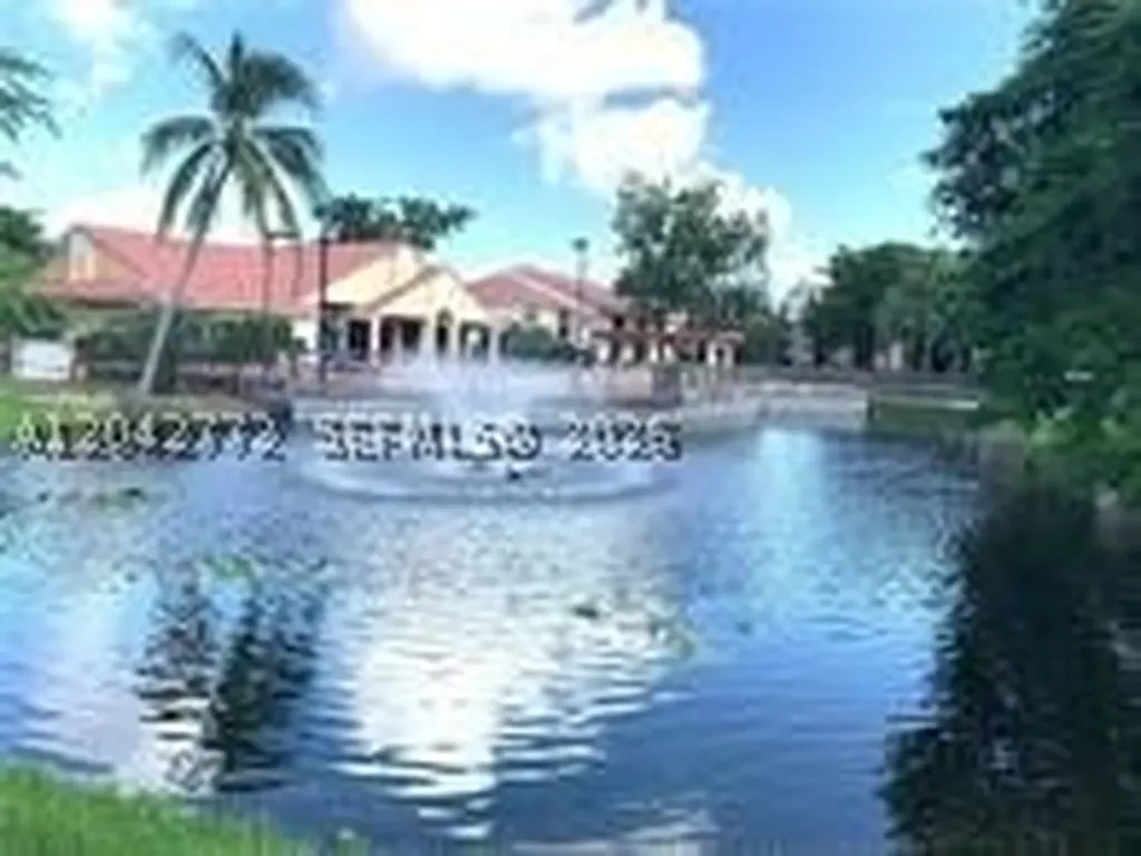 5721 Riverside Drive Coral Springs FL 33067