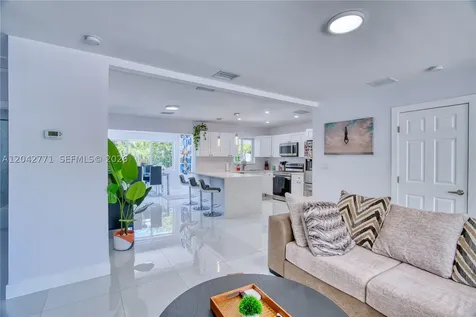 132 Almar Drive Wilton Manors FL 33334