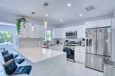132 Almar Drive Wilton Manors FL 33334