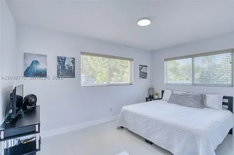 132 Almar Drive Wilton Manors FL 33334