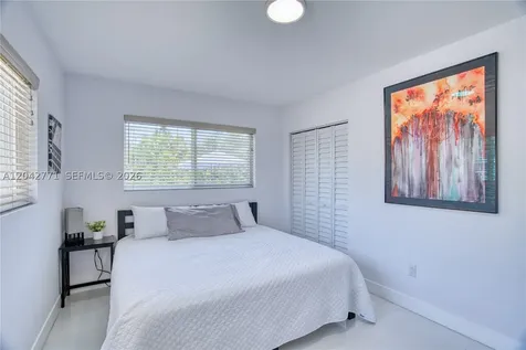 132 Almar Drive Wilton Manors FL 33334