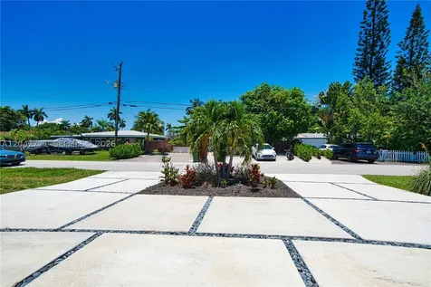 132 Almar Drive Wilton Manors FL 33334