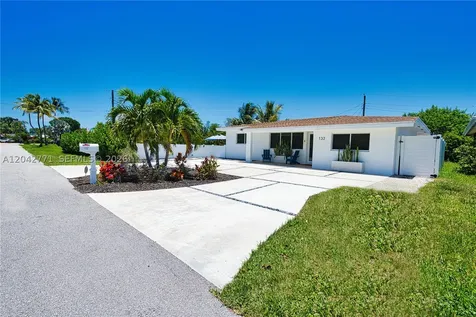 132 Almar Drive Wilton Manors FL 33334