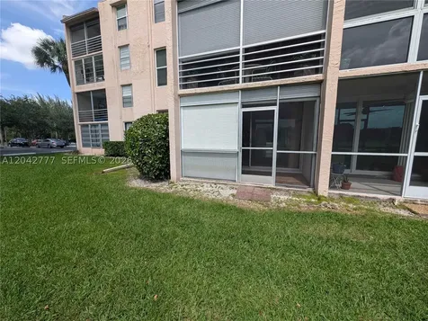 9495 Evergreen Place Davie FL 33324