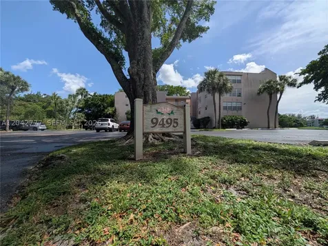 9495 Evergreen Place Davie FL 33324