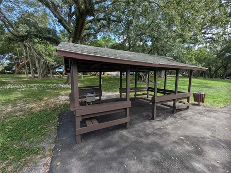 9495 Evergreen Place Davie FL 33324
