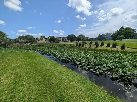 9495 Evergreen Place Davie FL 33324