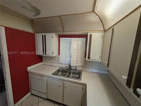 9495 Evergreen Place Davie FL 33324