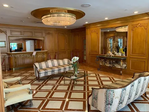 700 Biltmore Way Coral Gables FL 33134