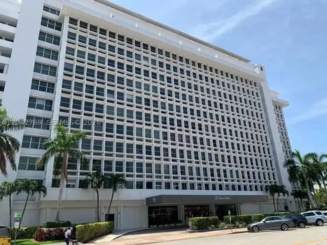 700 Biltmore Way Coral Gables FL 33134