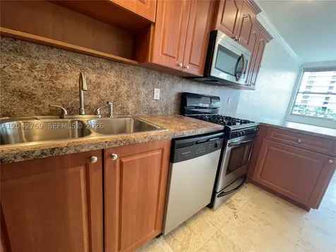 700 Biltmore Way Coral Gables FL 33134