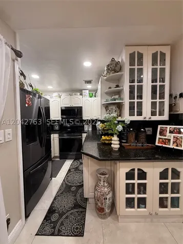 4100 Crystal Lake Drive Deerfield Beach FL 33064