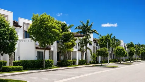 307 NE 208th Terrace Miami FL 33179