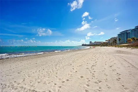 201 Crandon Boulevard Key Biscayne FL 33149