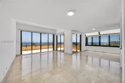 201 Crandon Boulevard Key Biscayne FL 33149