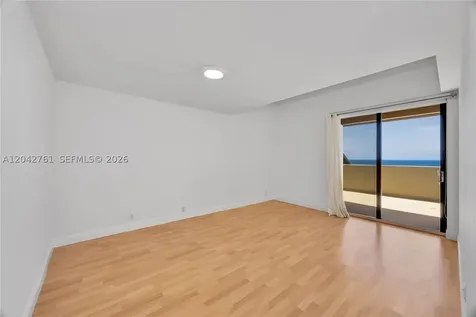 201 Crandon Boulevard Key Biscayne FL 33149