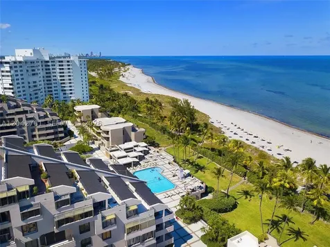 201 Crandon Boulevard Key Biscayne FL 33149