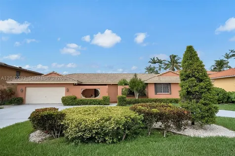 7365 N Augusta Drive Hialeah FL 33015