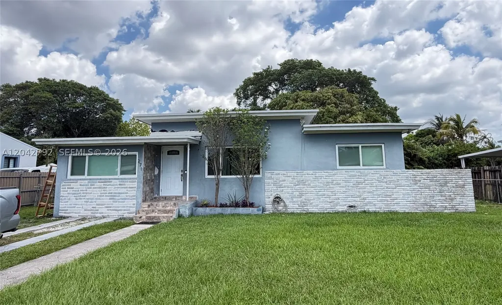 271 NW 147th Street Miami FL 33168