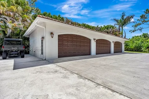 2584 SE Ranch Acres Circle Jupiter FL 33478