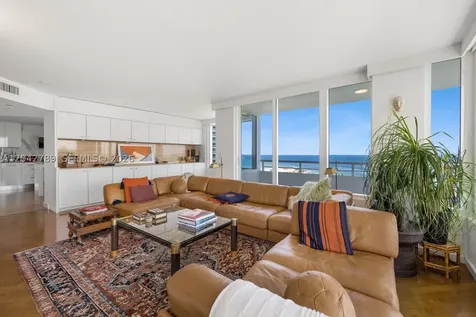 400 S Pointe Drive Miami Beach FL 33139