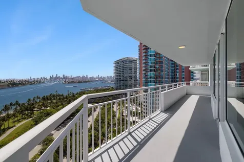 400 S Pointe Drive Miami Beach FL 33139