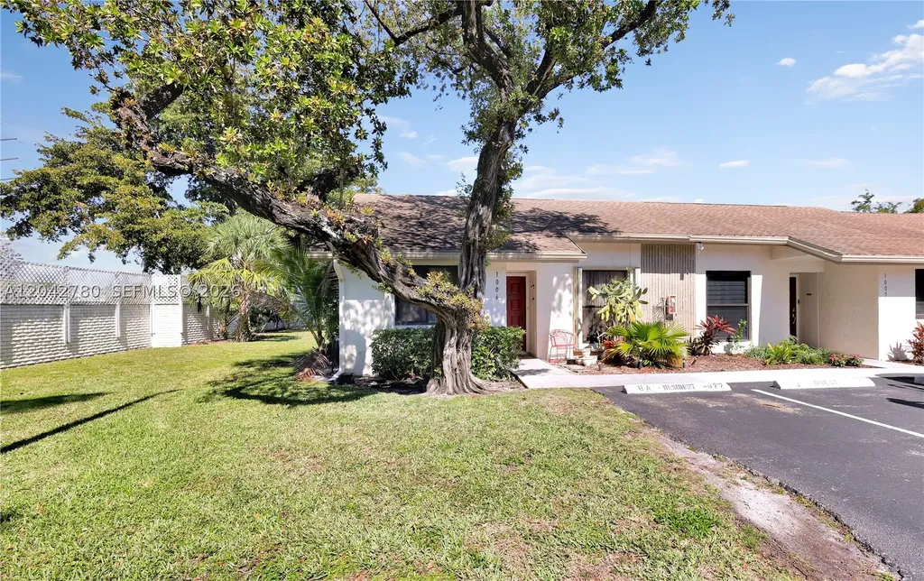 3064 S Oakland Forest Drive Oakland Park FL 33309