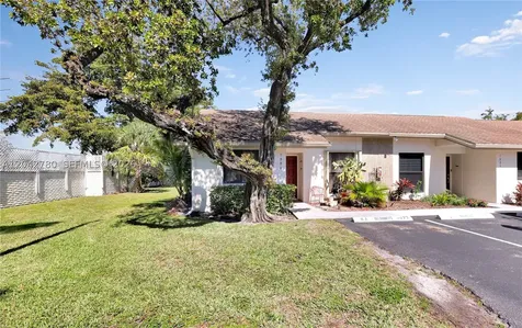 3064 S Oakland Forest Drive Oakland Park FL 33309