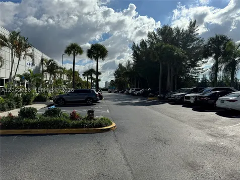 4005 NW 114th Avenue Doral FL 33178