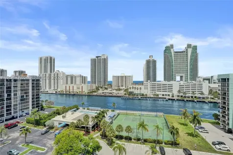 400 Leslie Drive Hallandale Beach FL 33009