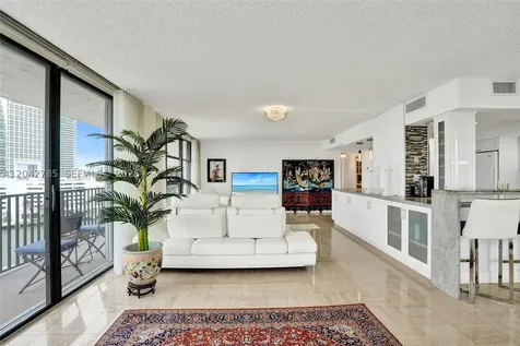 400 Leslie Drive Hallandale Beach FL 33009