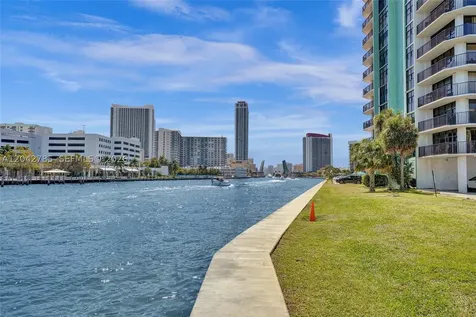 400 Leslie Drive Hallandale Beach FL 33009