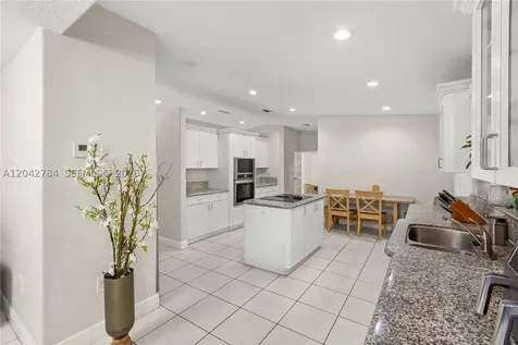 9840 NW 28th Terrace Doral FL 33172