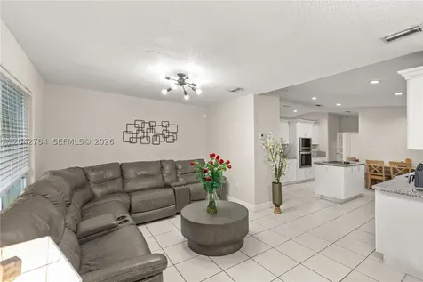 9840 NW 28th Terrace Doral FL 33172