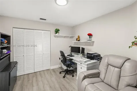 9840 NW 28th Terrace Doral FL 33172