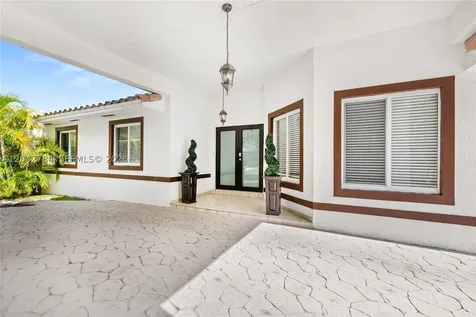9840 NW 28th Terrace Doral FL 33172